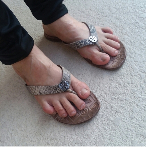 TORY BURCH TT Flat Thong Sandals - Picture 1 of 4